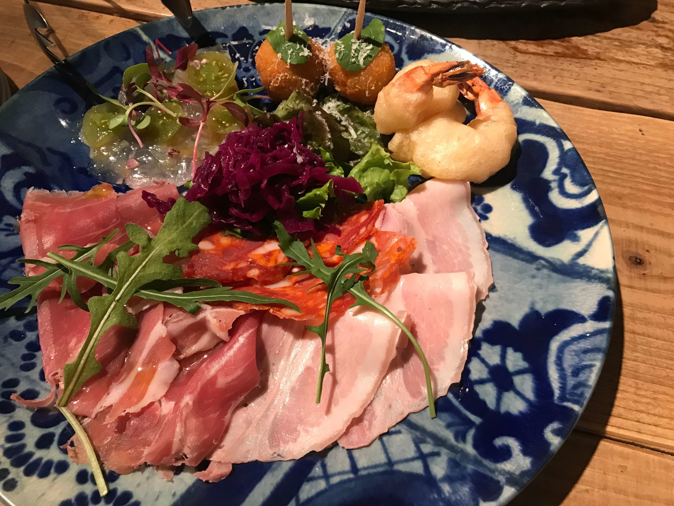 前菜盛り合わせ